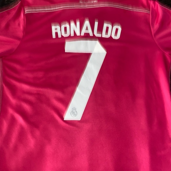 Pink Real Madrid Jersey - Picture 3 of 6